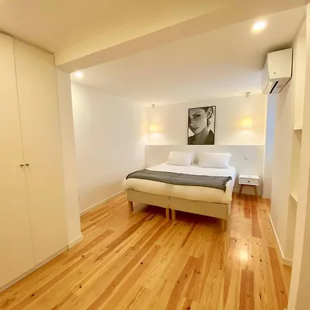 Апартаменты My Lx Flat Stylish In Santa Catarina Лиссабон